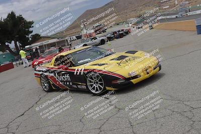 media/Jun-01-2025-CalClub SCCA (Sun) [[eae223c5dd]]/Around pit/